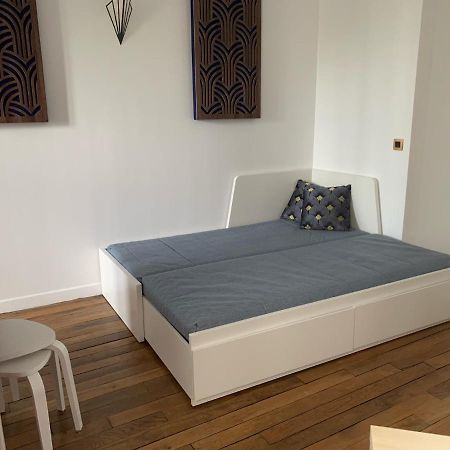 Studio Perfect For 2 Adults And 1 Kid, And Up To 2 Kids - Jourdain 20E, 25Mn To Louvre Via Line M11 Paryż Zewnętrze zdjęcie